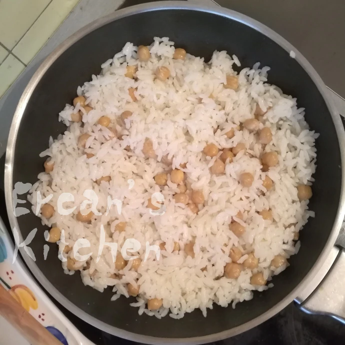 Nohutlu Pilav